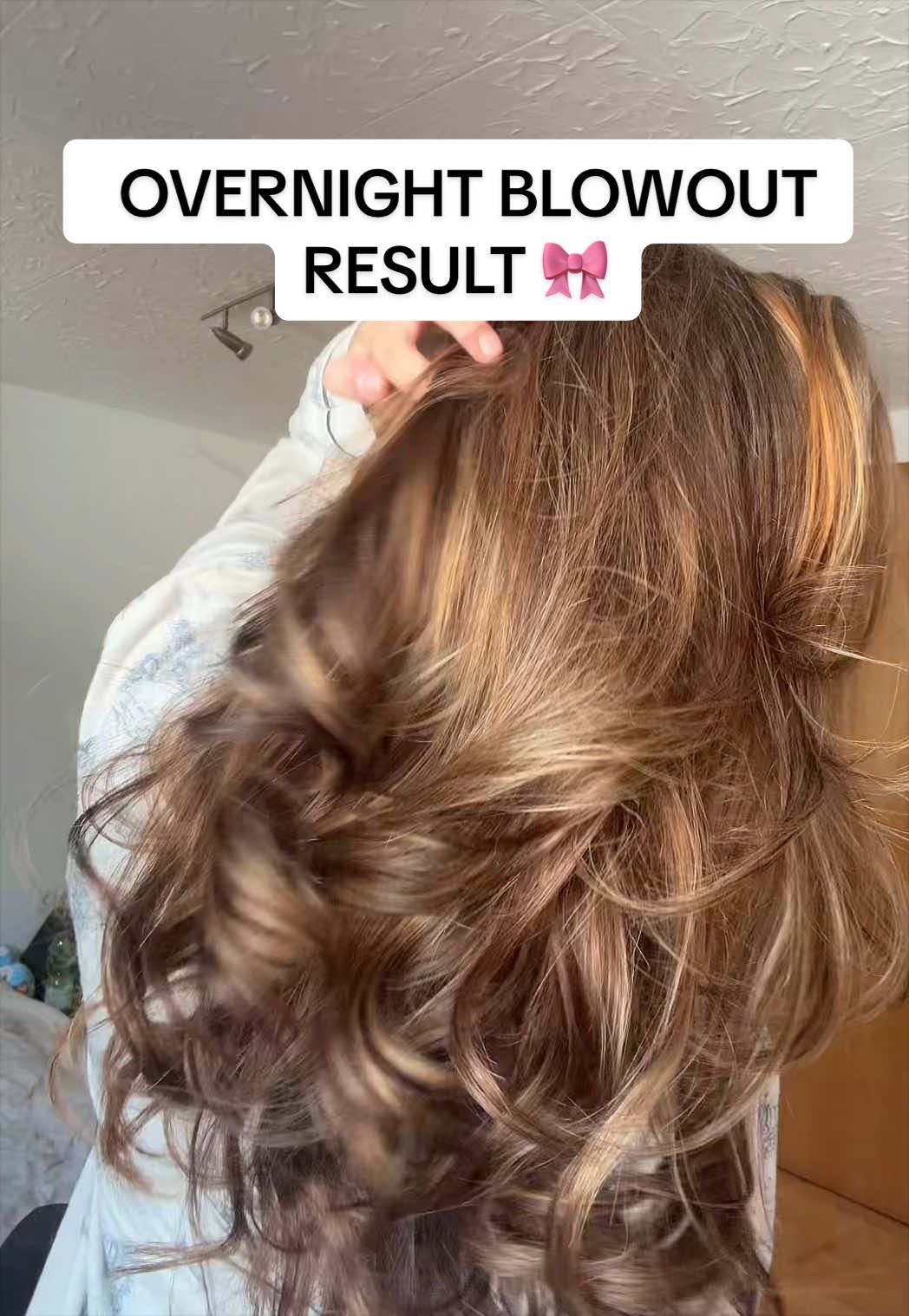 @Yuliia Lotska