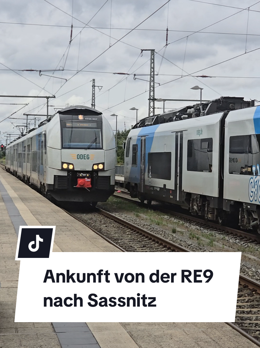 @TrainspotterMarcello ๐ฉ๐ช๐ธ