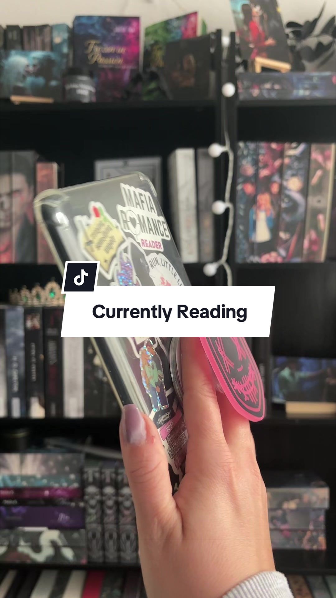 @June 🖤 reading sins & secrets