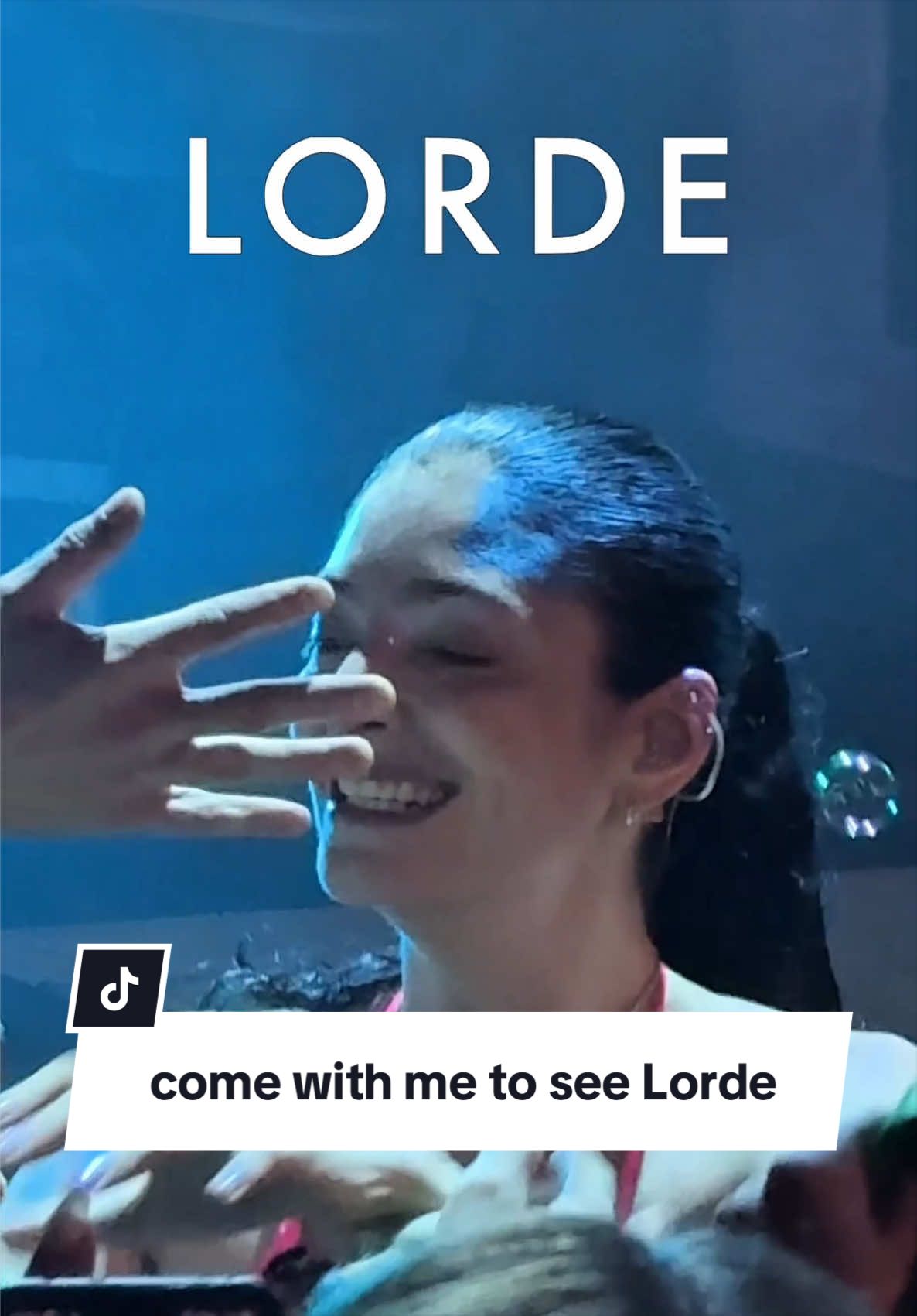 @lana in milan ⭑ music & gigs