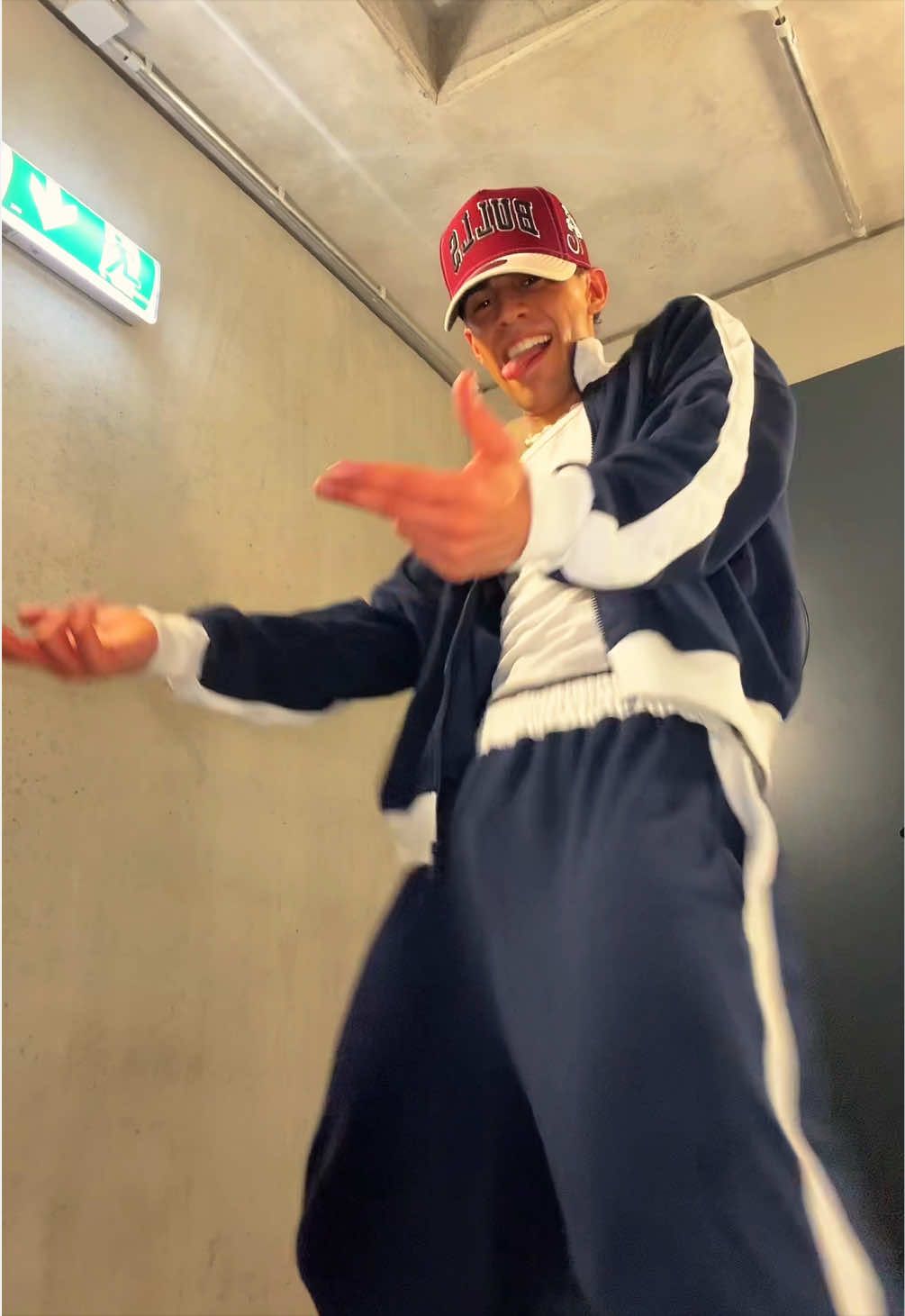 @DIO 🪼