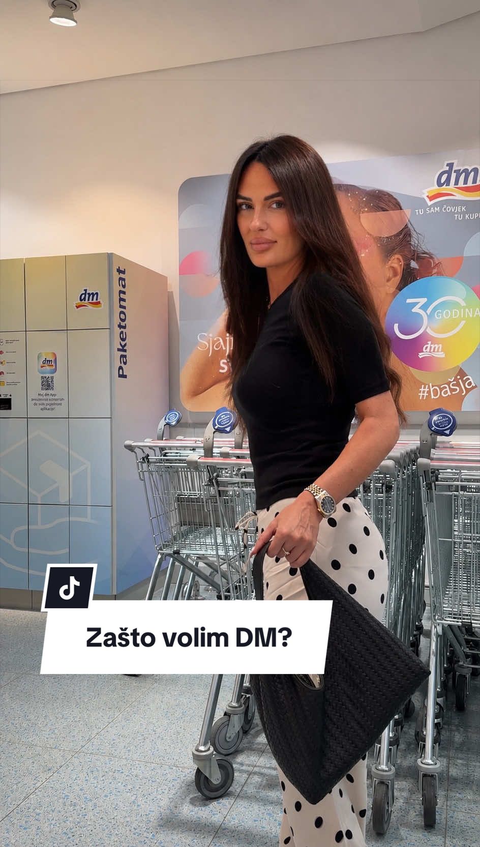 @Ana Ude