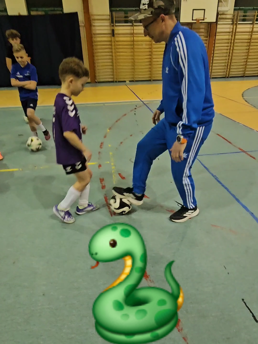 @Trener Dryblingu Piłkarskiego