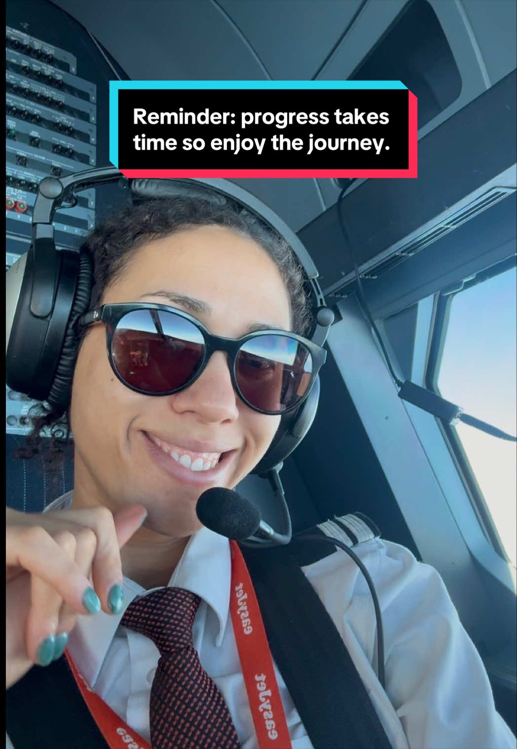 @Pilot Sydney Rae