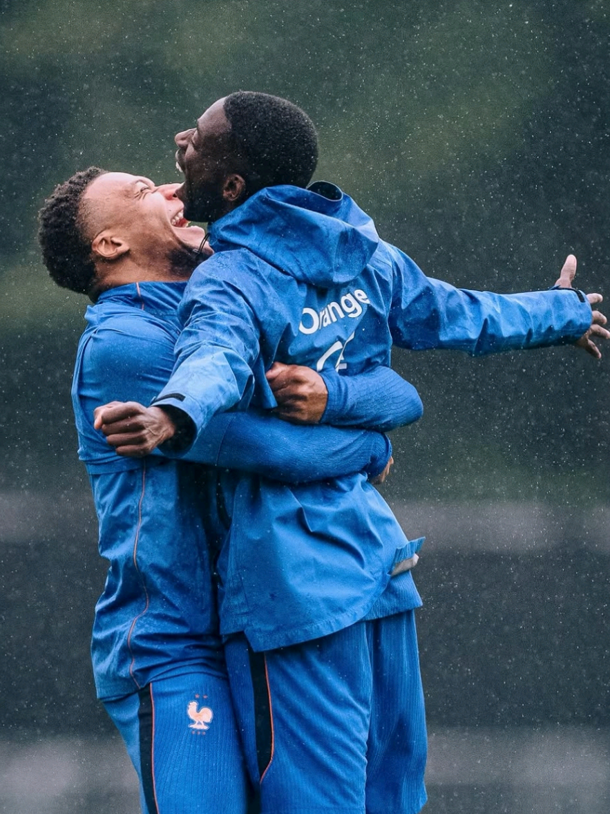 @Kylian Mbappé🇨🇵⚽️