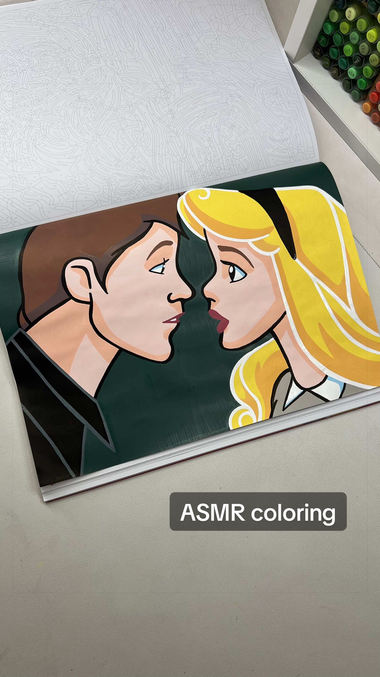 @Dary_coloring