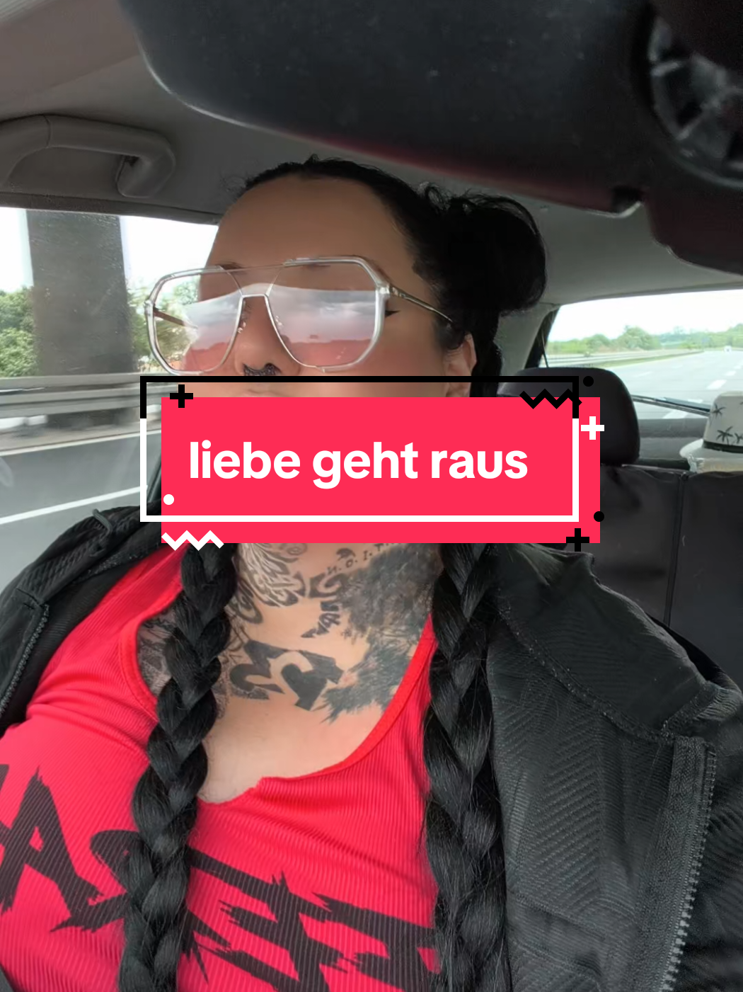 @ChuckyDerMörderMops