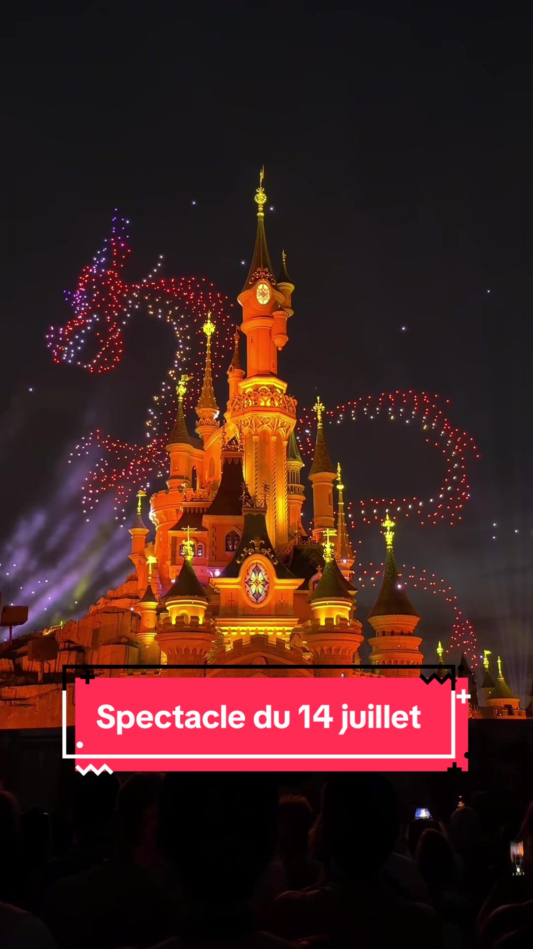 @Julie 🎀 | Disneyland Paris
