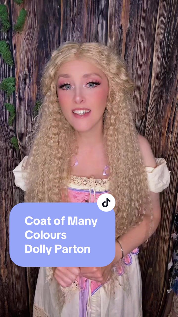 @Pixie_Scarlett