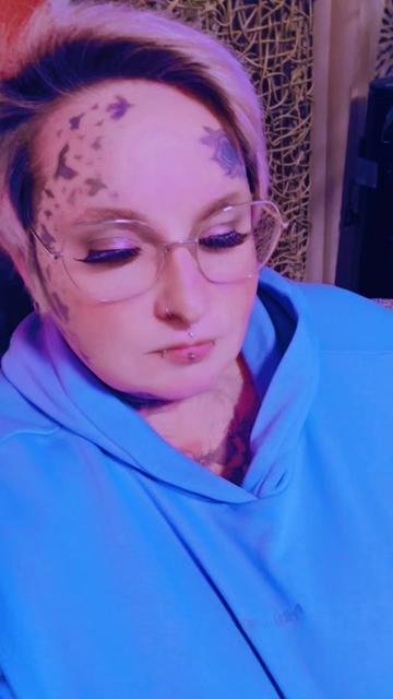 @Ossi_Diva_Official