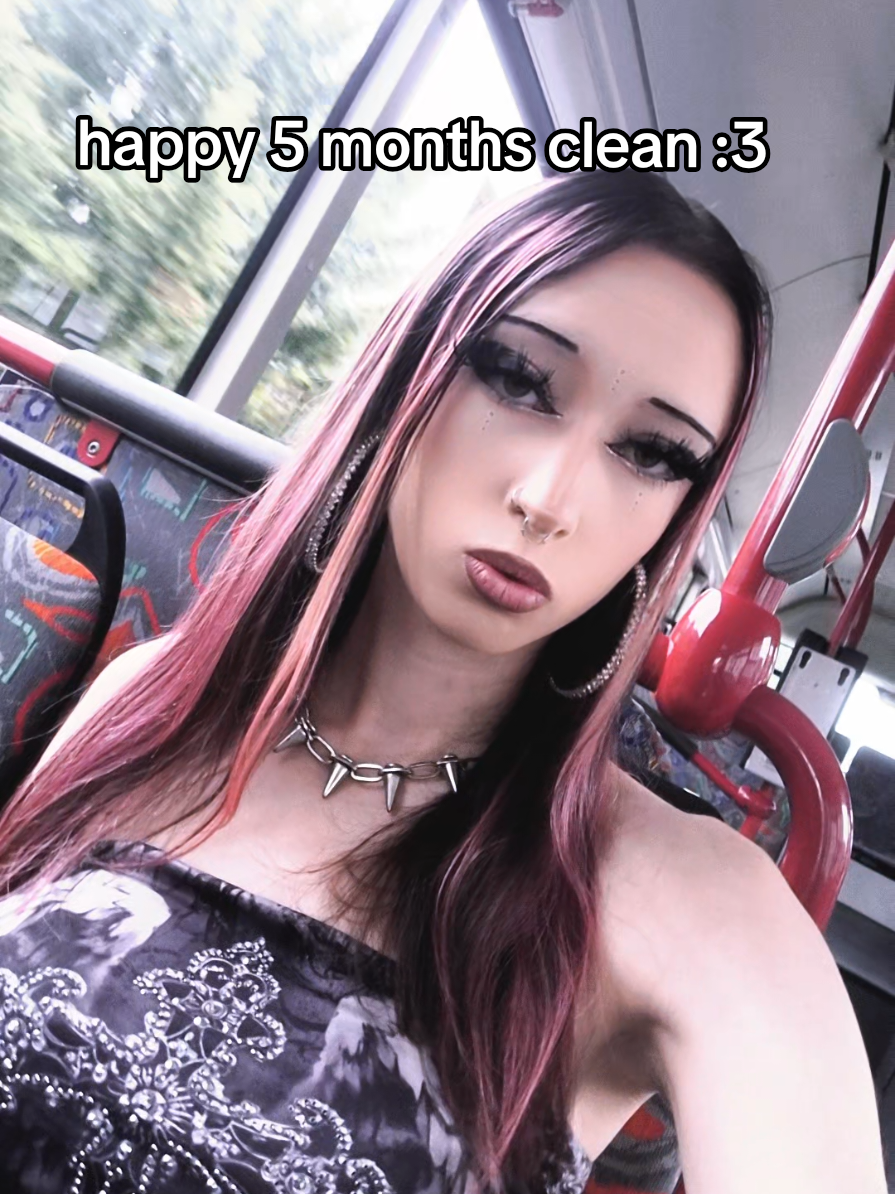 @☭❤️✮𝔑𝔢𝔩𝔢✮🖤☭