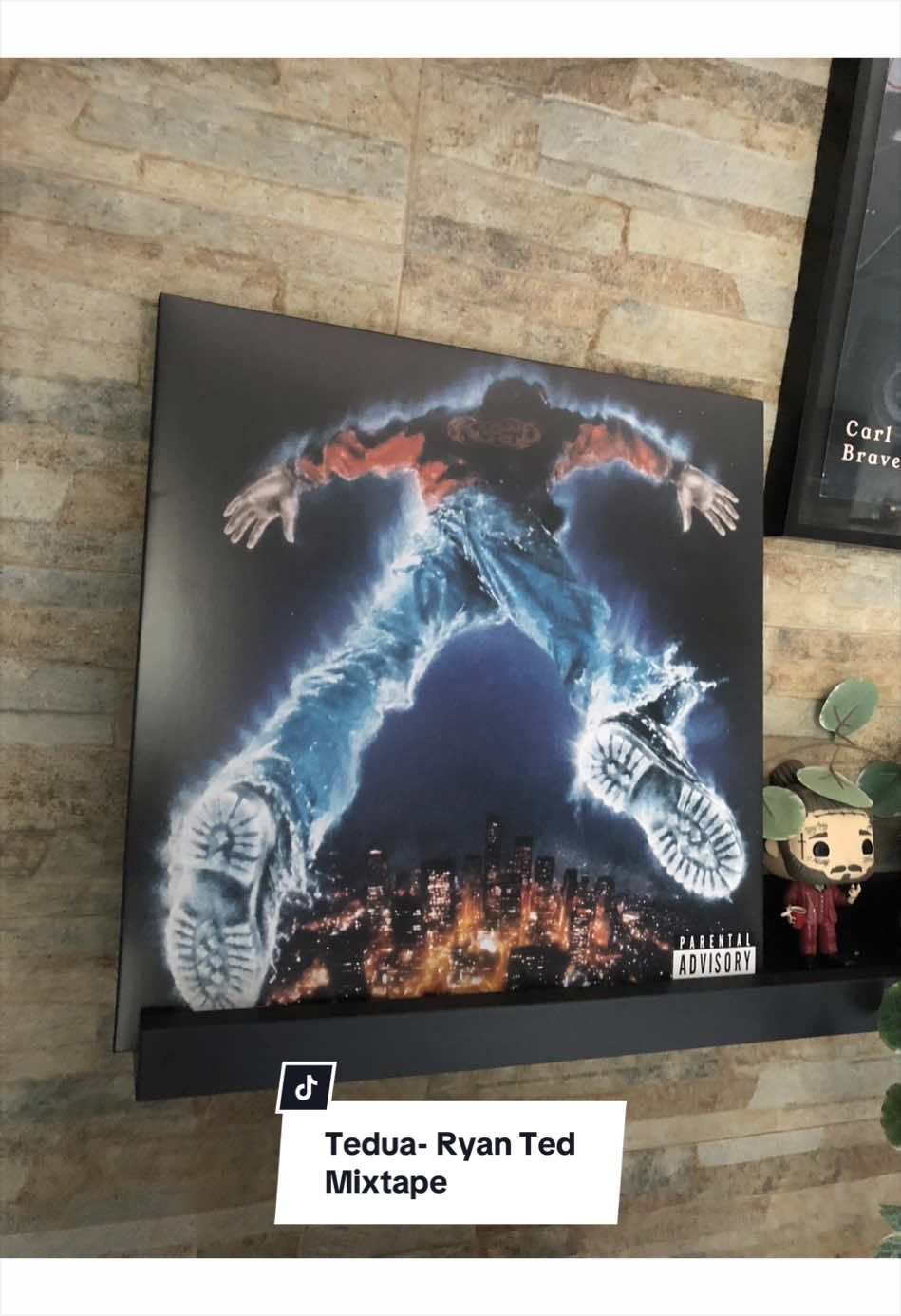 @VinylVibes