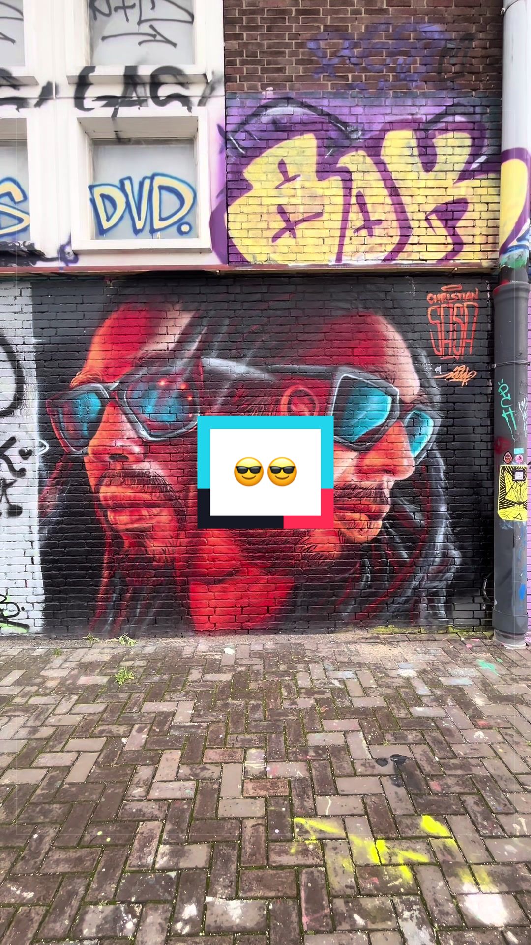 @Street Art Fan People