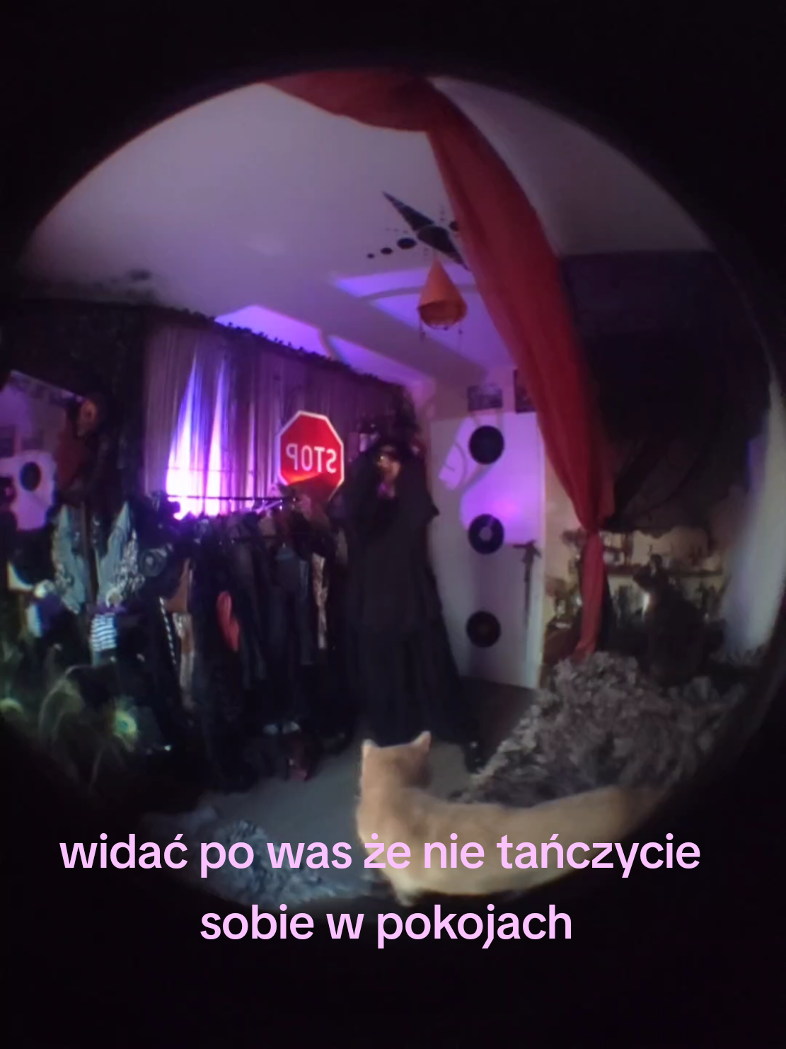 @𝖛𝖎𝖈𝖙𝖔𝖗𝖎𝖆