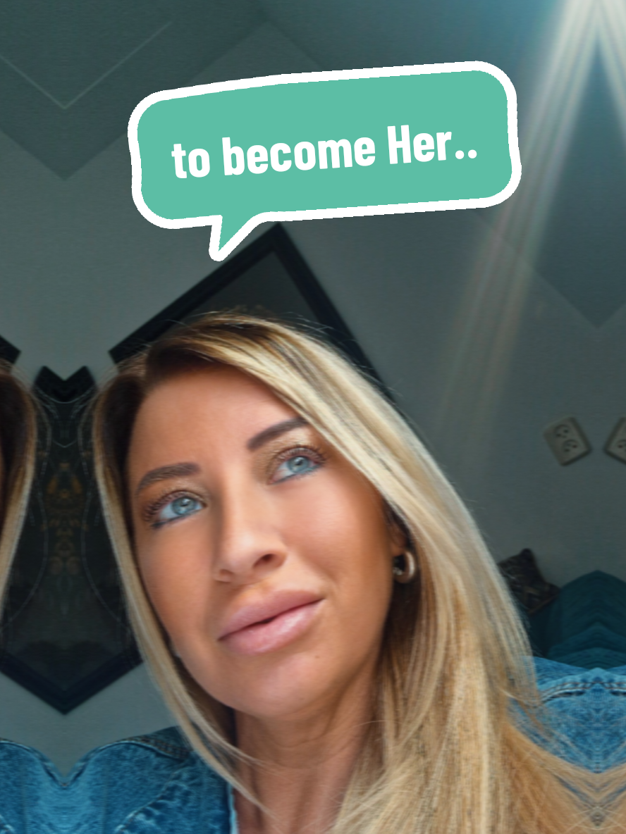 @HerFeminineEmpire