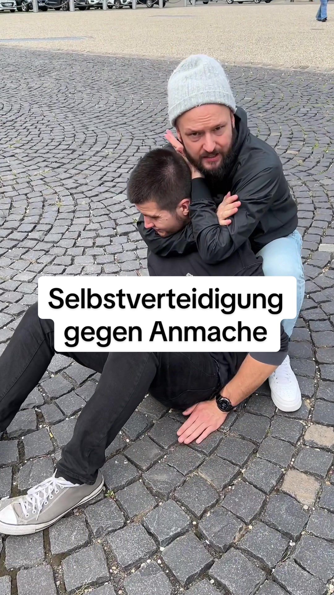 @AK8