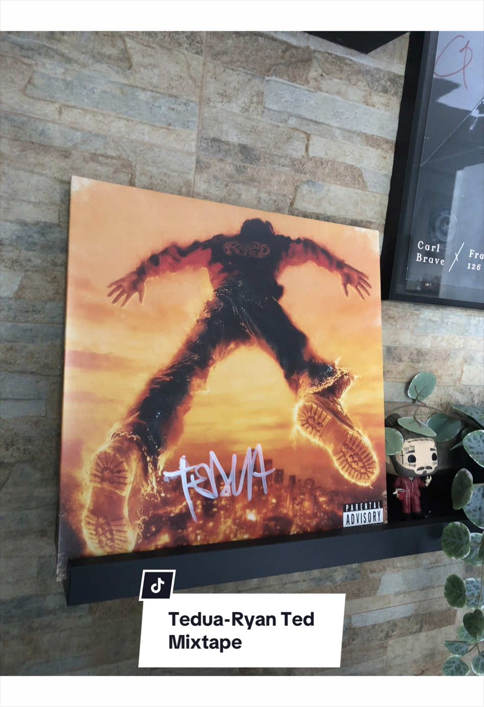 @VinylVibes