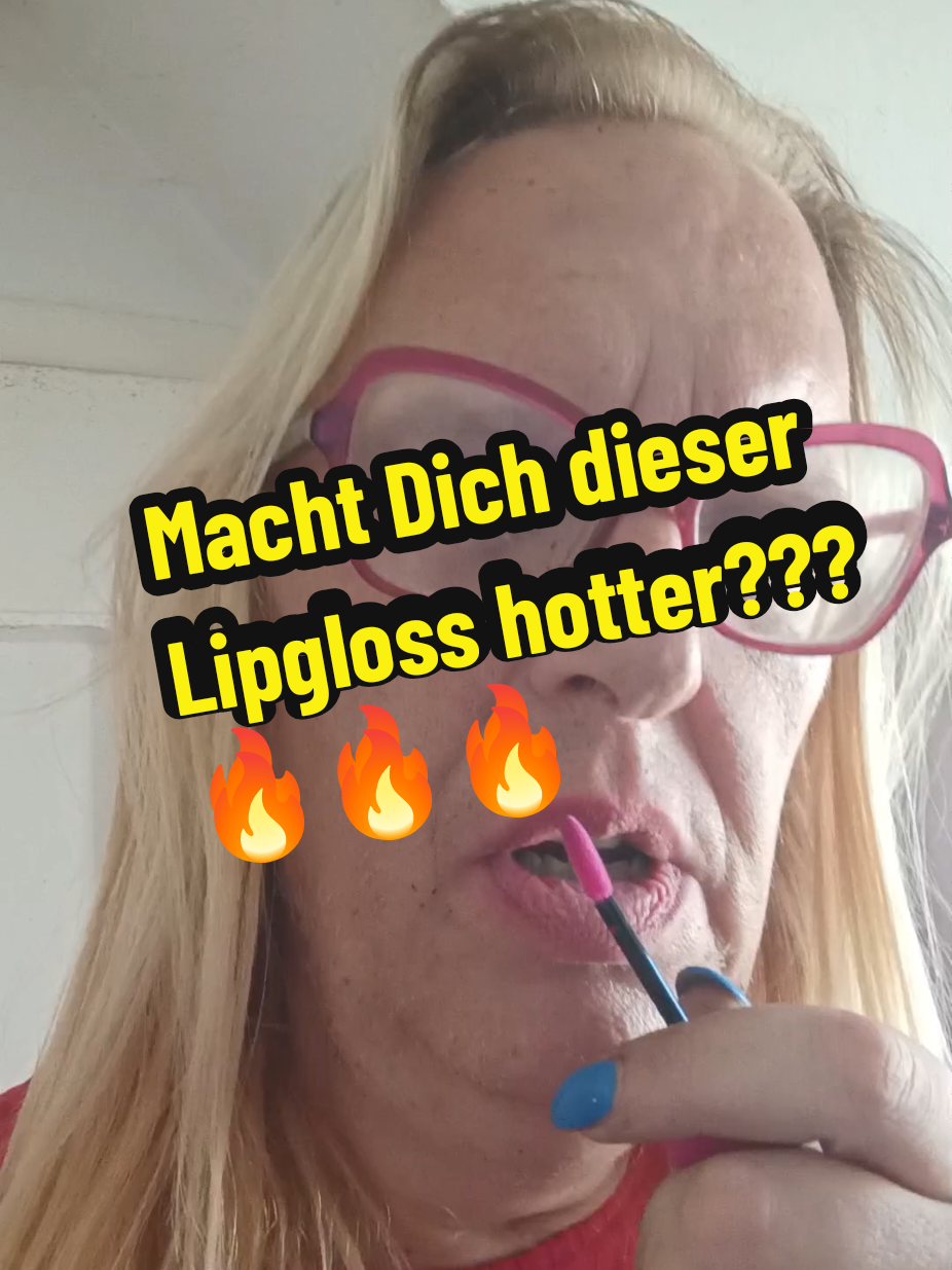 @Angela_Fuxia
