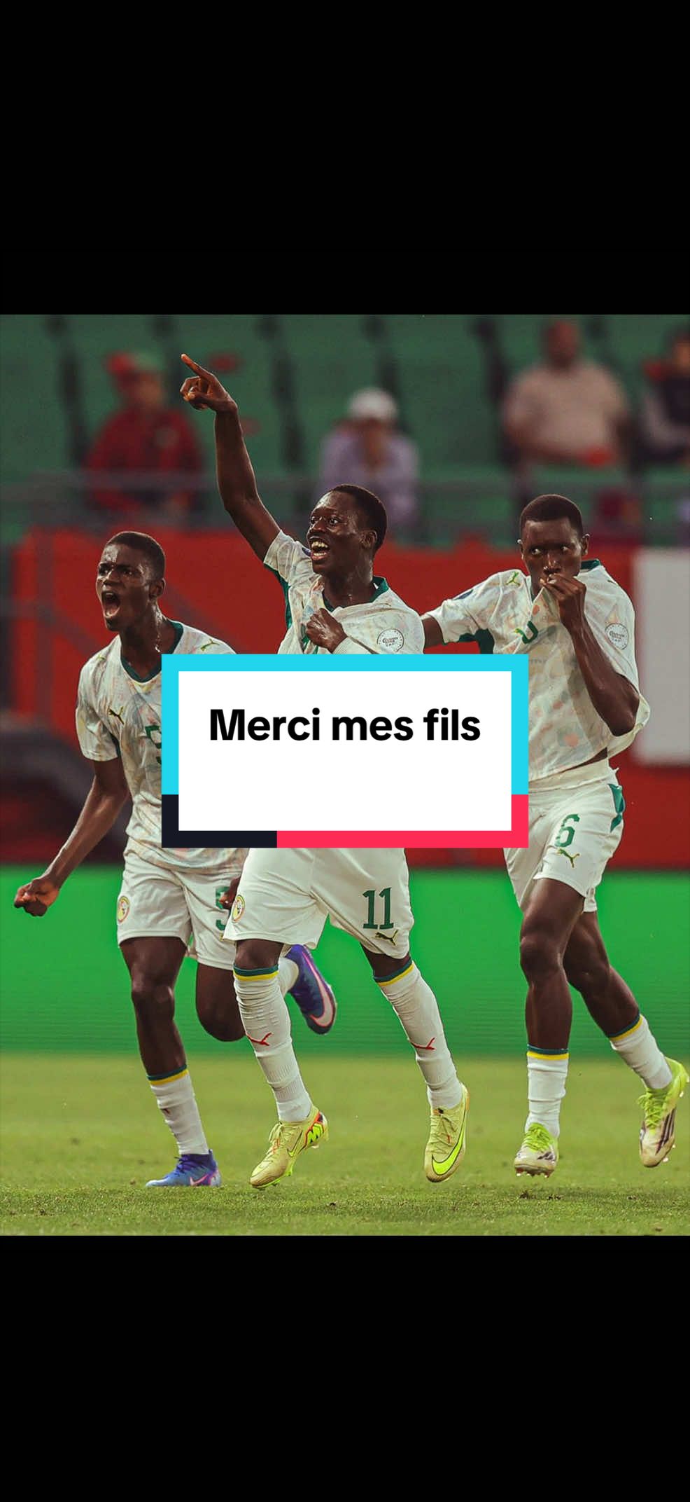 @loraclefoot🇸🇳🔴🔵