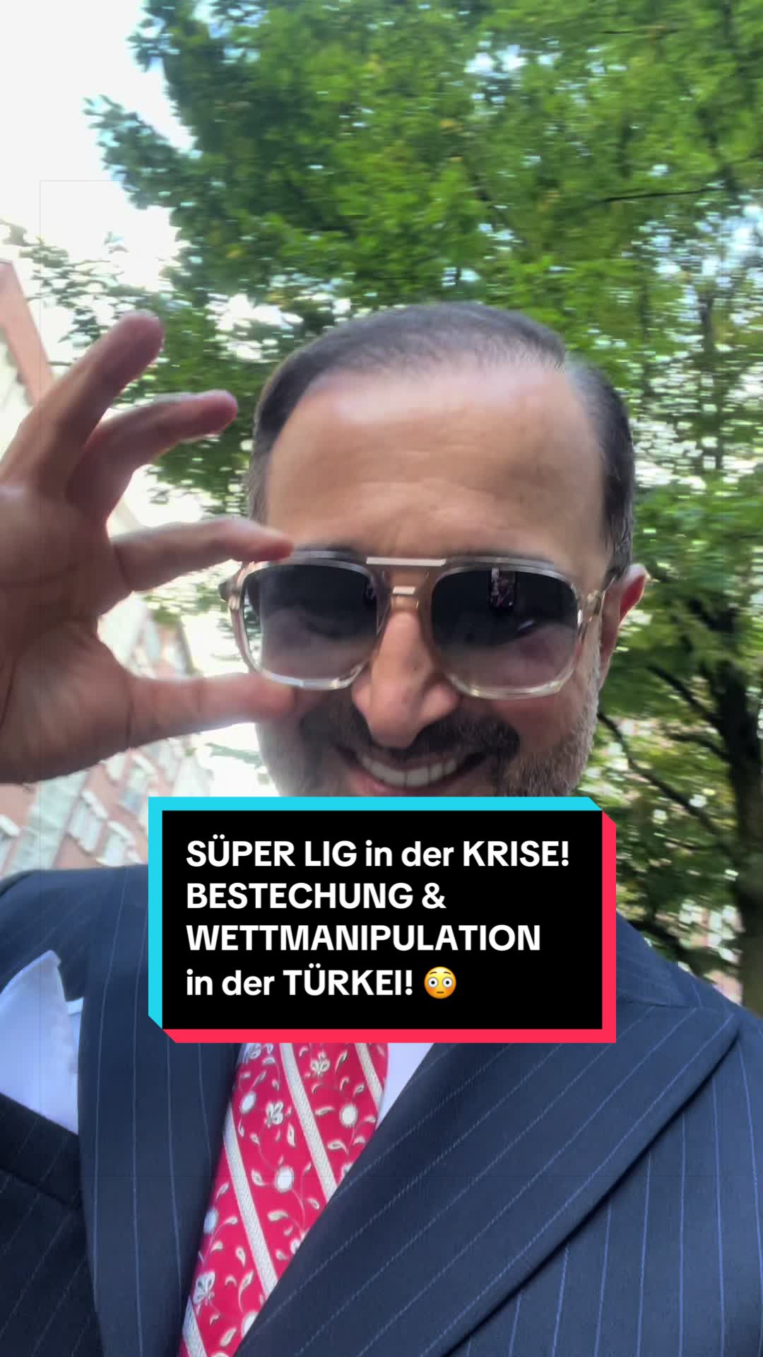 @Der Moderator