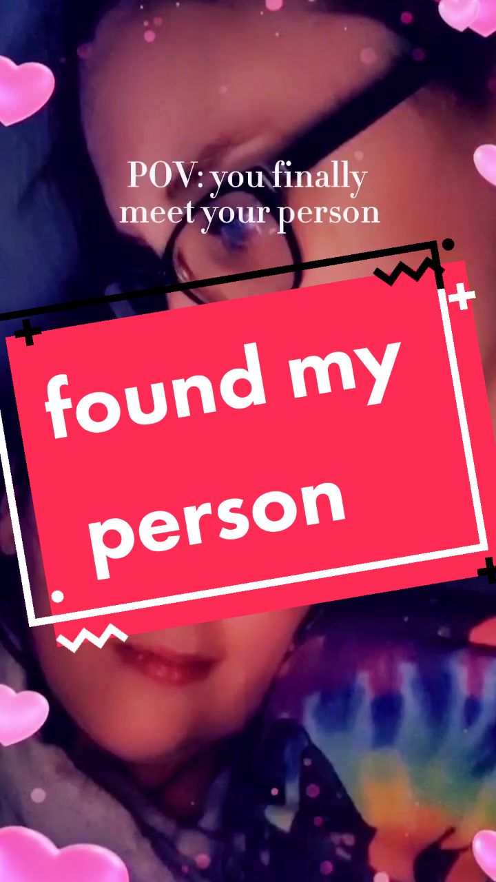 @Cat.and.Rach 👭🏳️🌈✨️