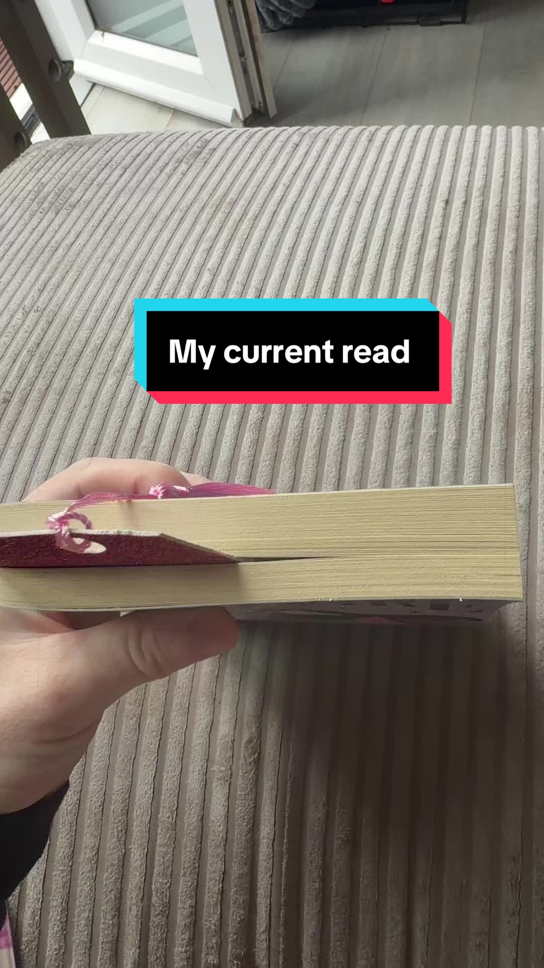@Rozellascozycorner 📚🇬🇧