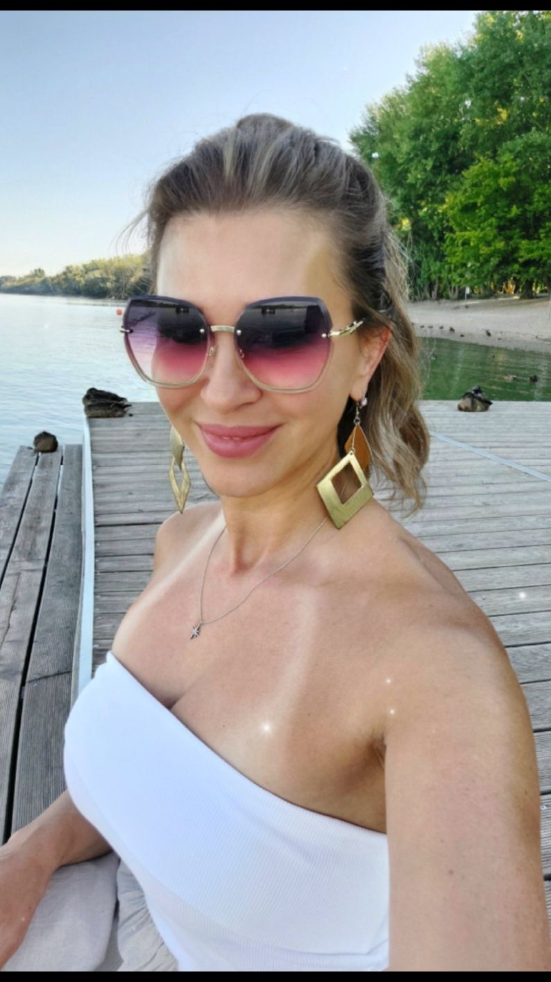 @Hegedűs Kornélia