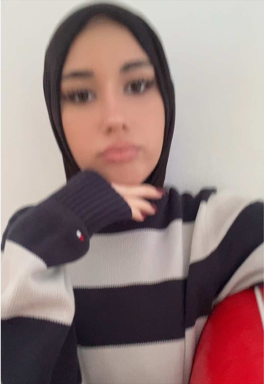 @<3