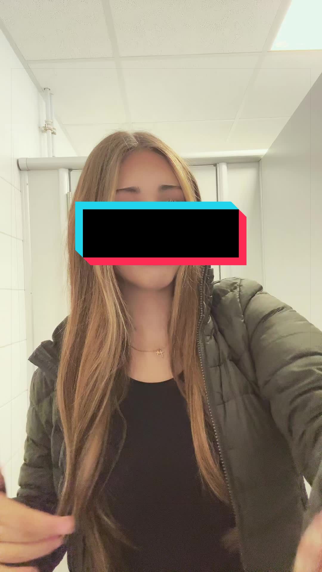 @𝐌𝐚𝐫𝐥𝐚