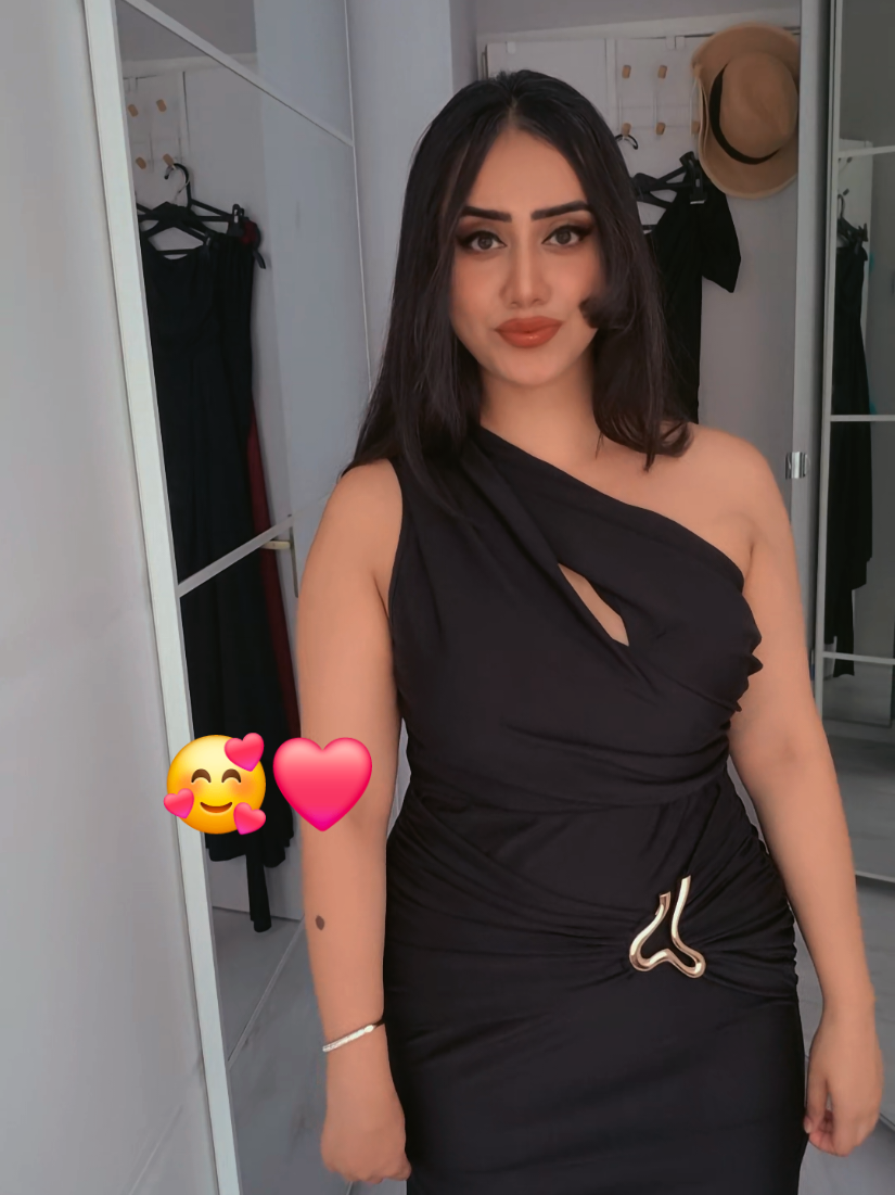 @𝑰𝑨𝑴𝑻𝑯𝑬𝑨𝑪𝑻𝑹𝑬𝑺𝑺