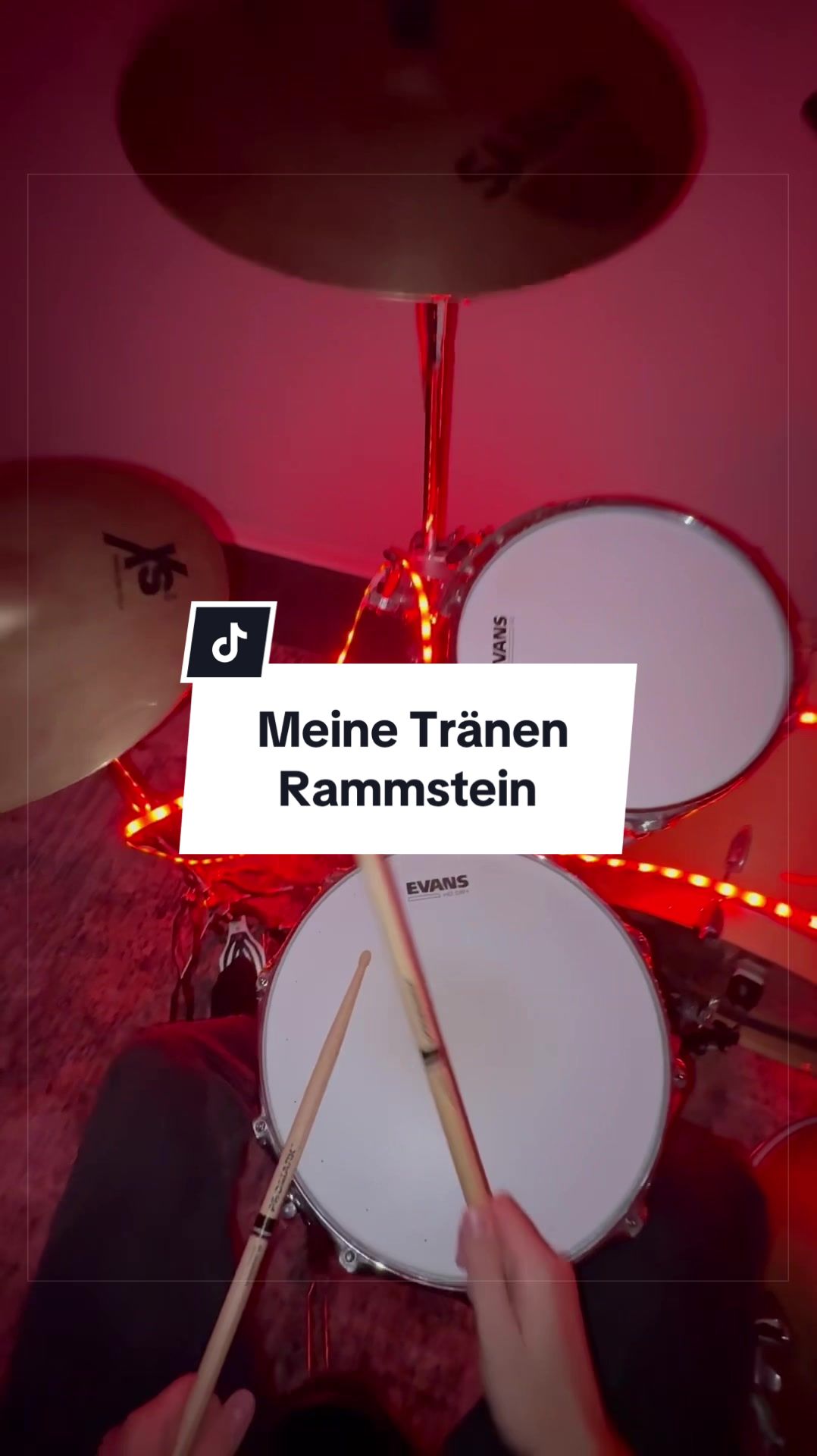 @DUSTIN 🥁🤘🏼