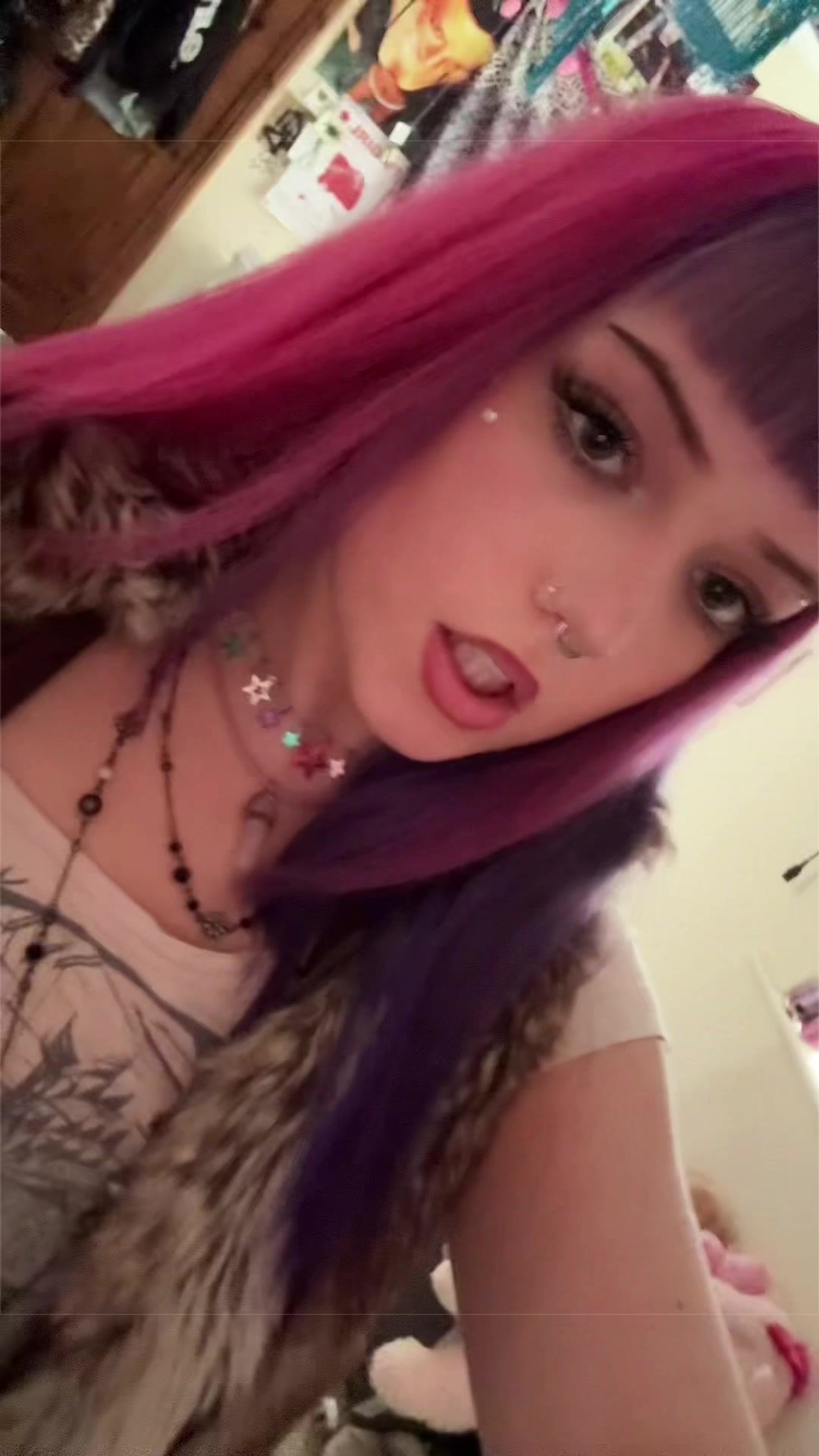 @𝔩𝔦𝔳🦇