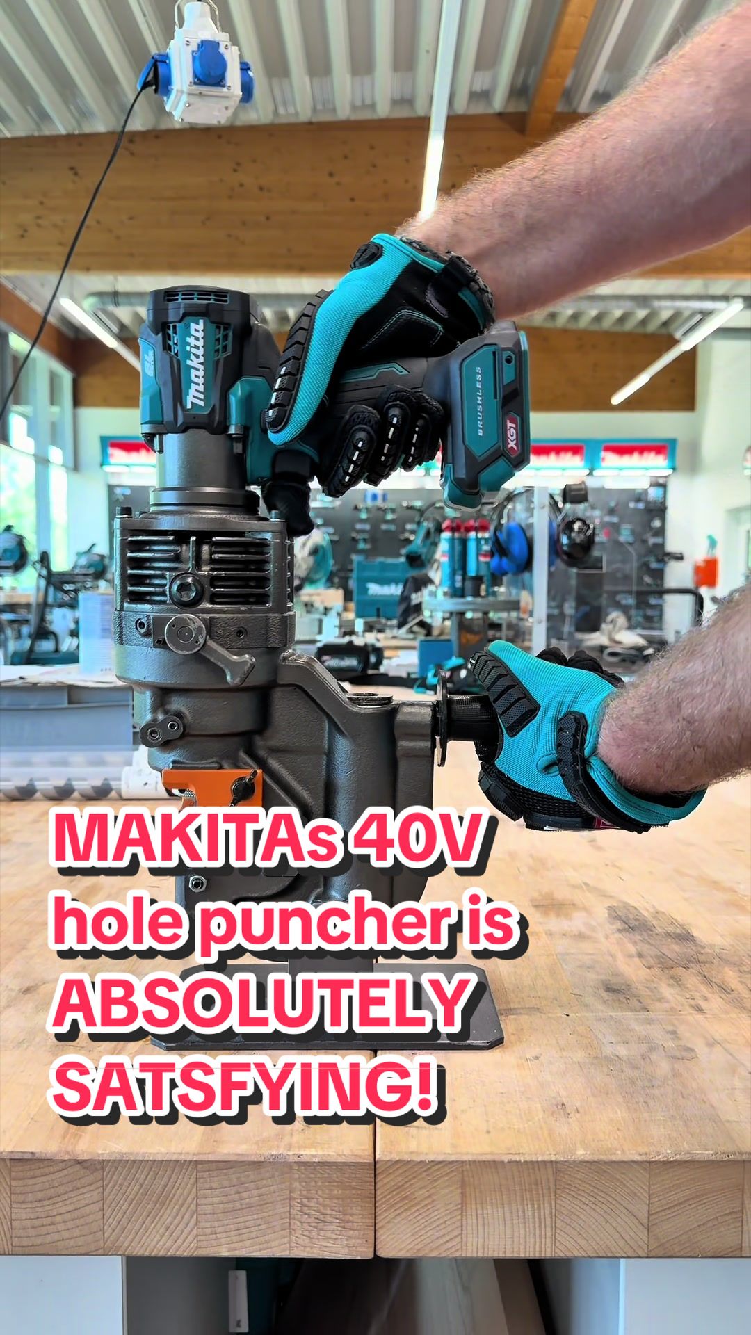 @Toolbrothers