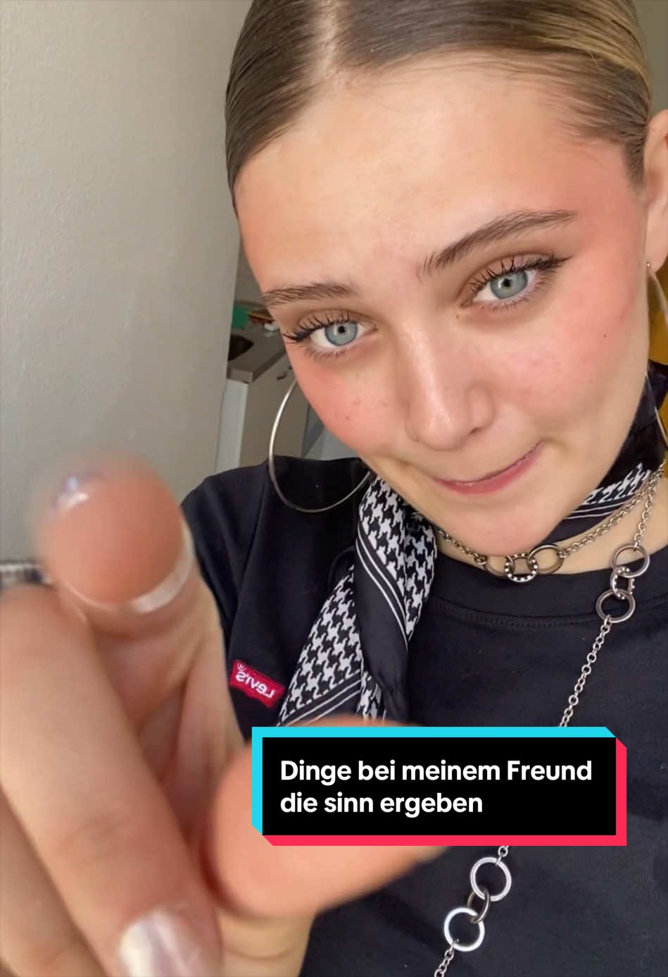 @merret.sophia