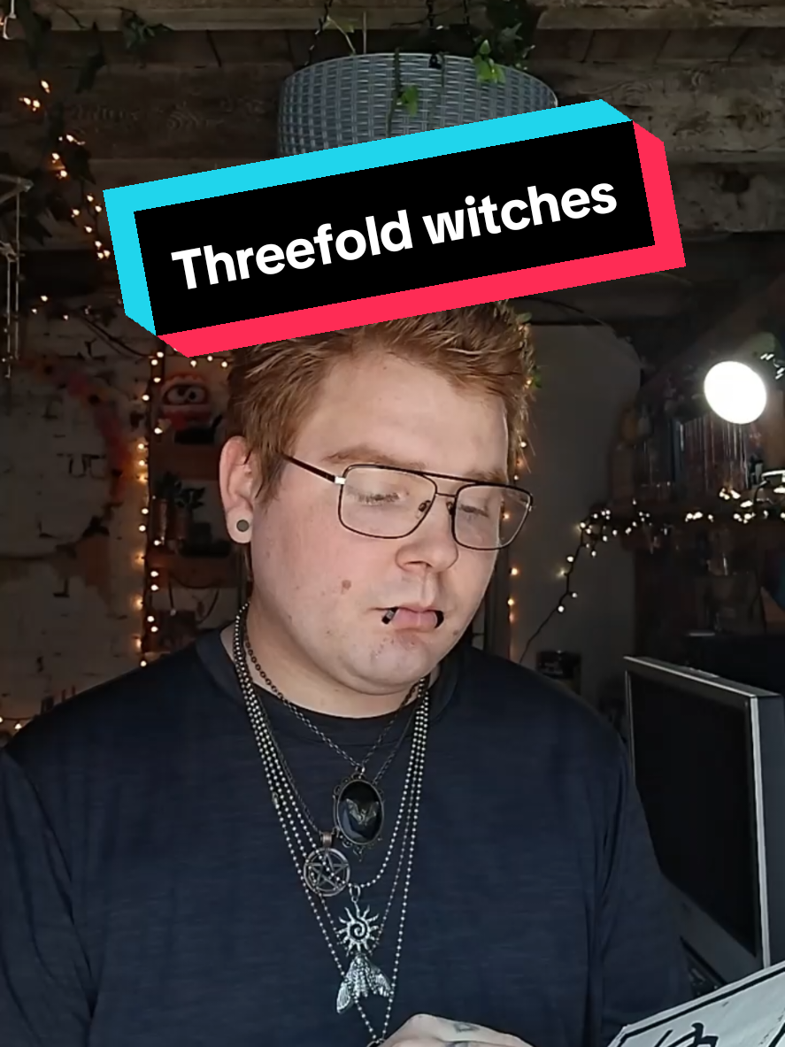 @🕯Reese the Witch🕯