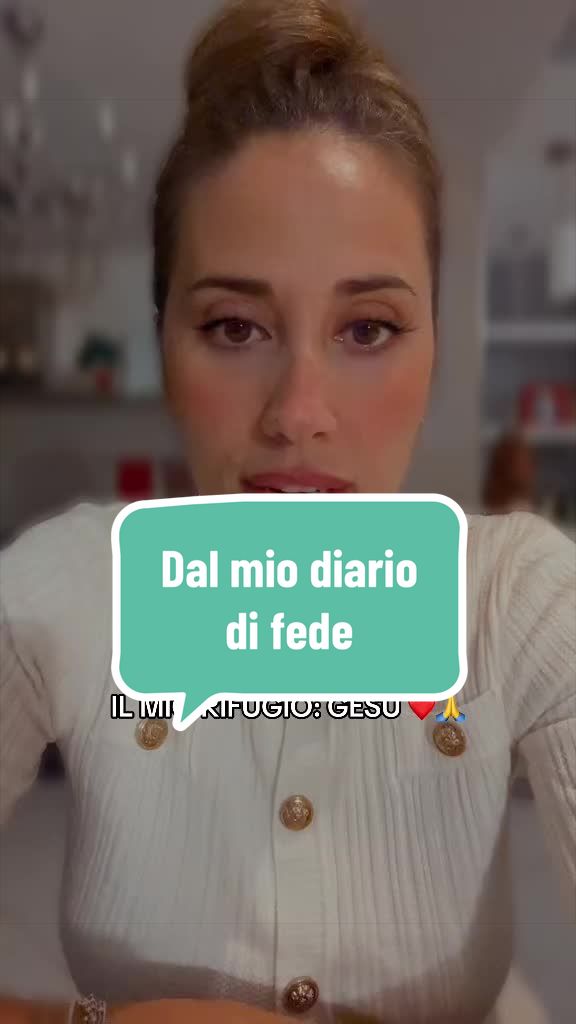 @AdeleValentino