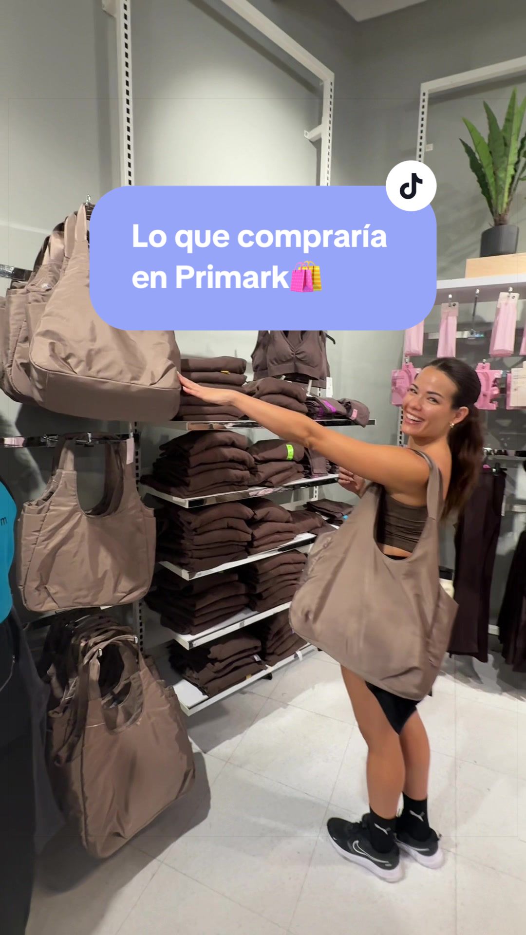 @katriparra