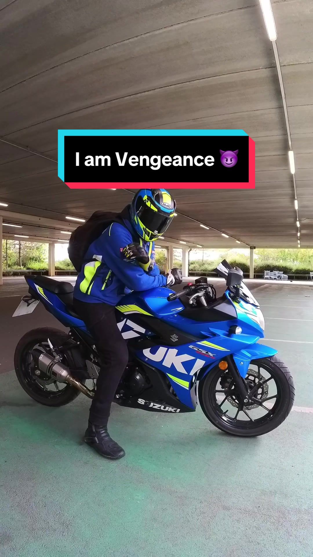 @HJRides