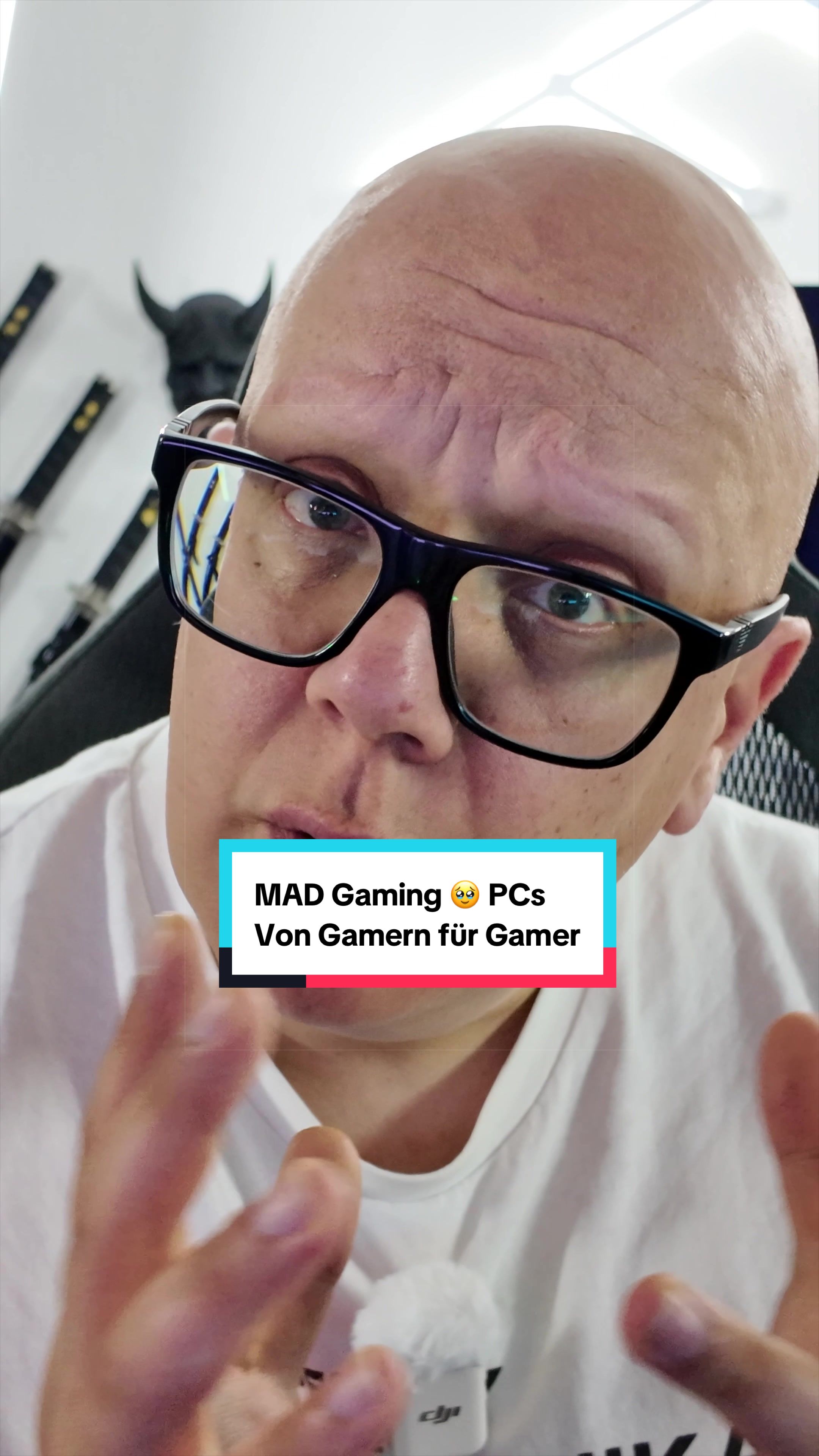 @Mad Gaming & Office