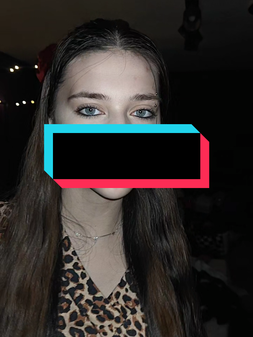 @𝓛𝓪𝓻𝓪🦋