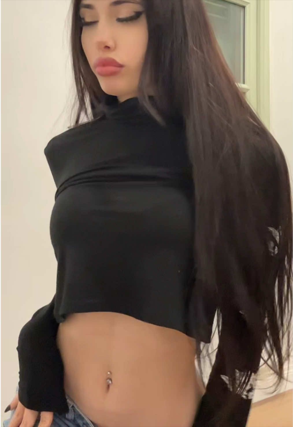 @isottaaa.p