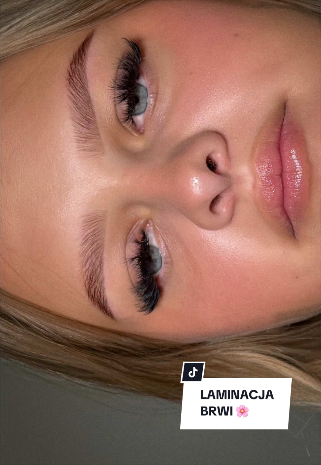 @dominika_makeup