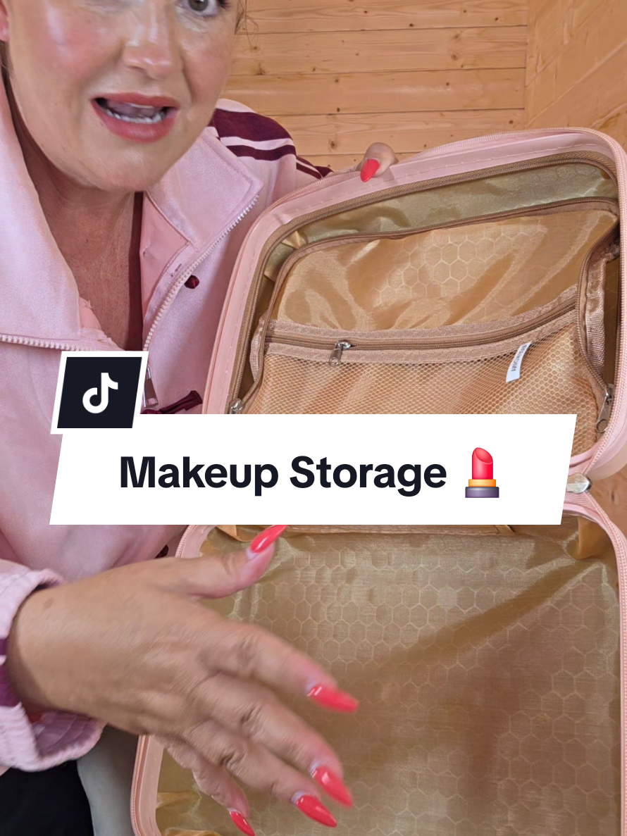 @Becky | Fashion ✨ Beauty