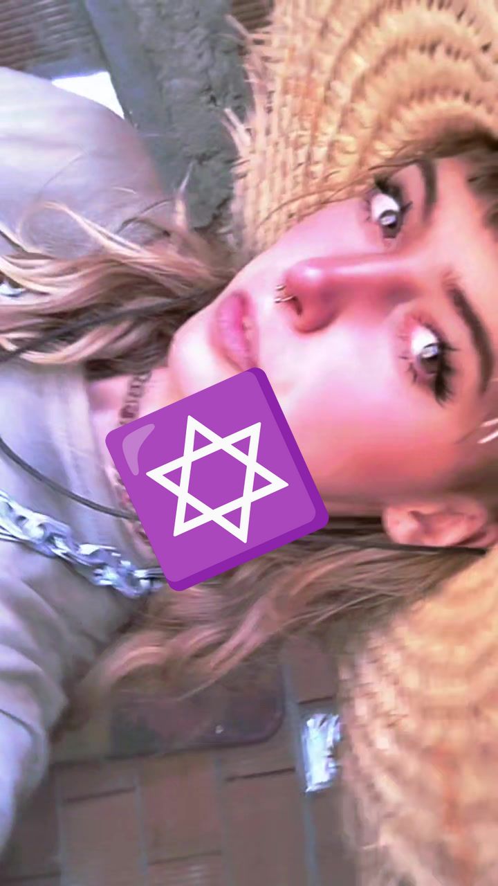@✡ ᴀʟɪᴄᴇ ɪɴ ᴡQɴᴅᴇʀʟᴀɴᴅ ☭