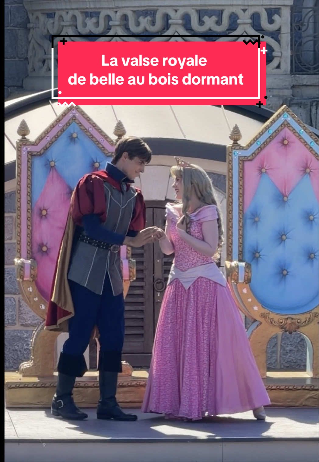 @Julie 🎀 | Disneyland Paris