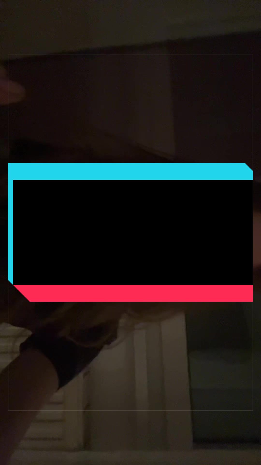 @🀥