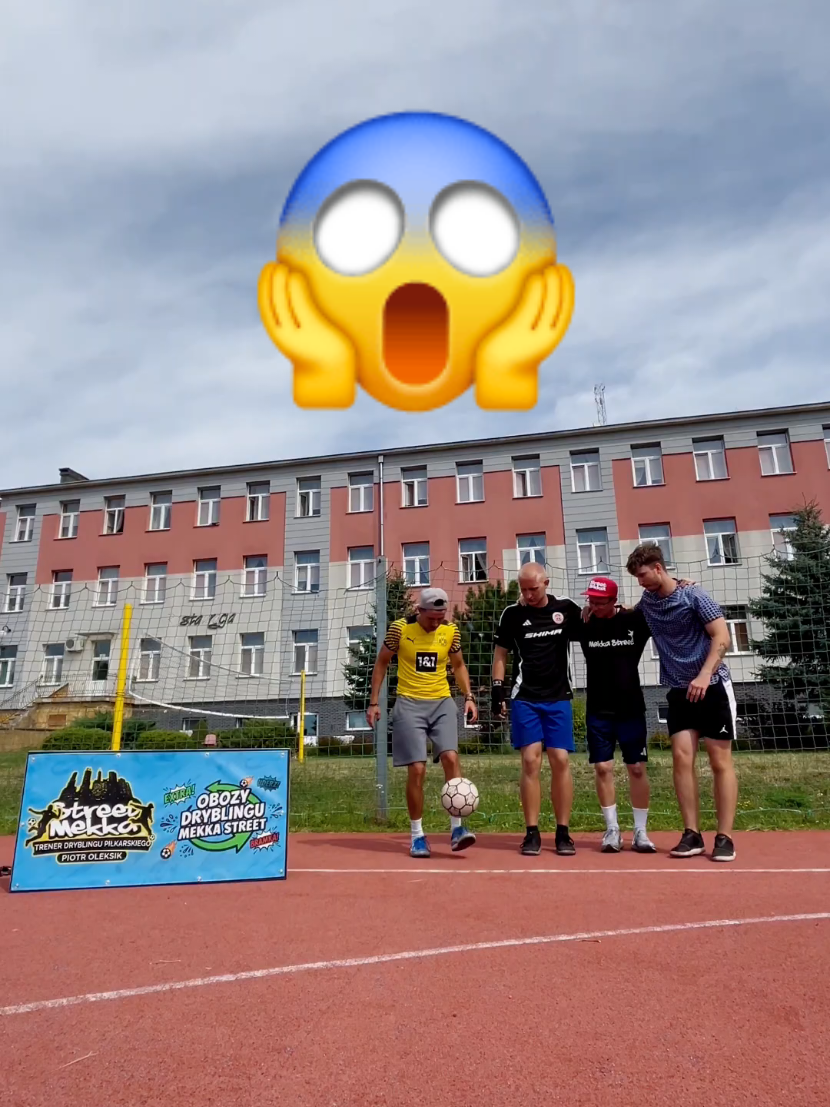@Trener Dryblingu Piłkarskiego