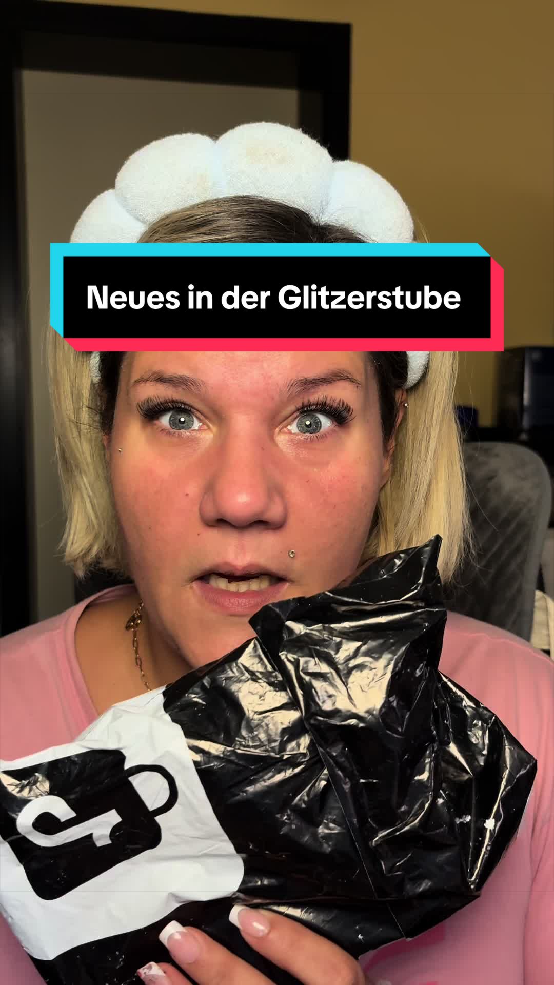 @JennysGlitzerstube