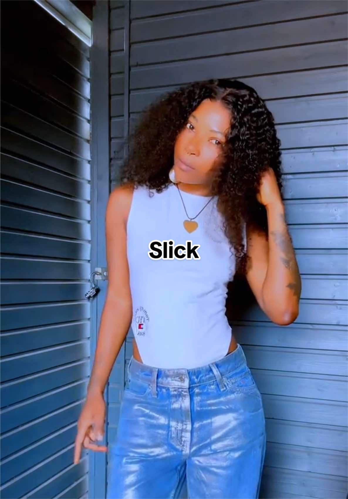 @Queen_lizzyb12 👸🦋🛍