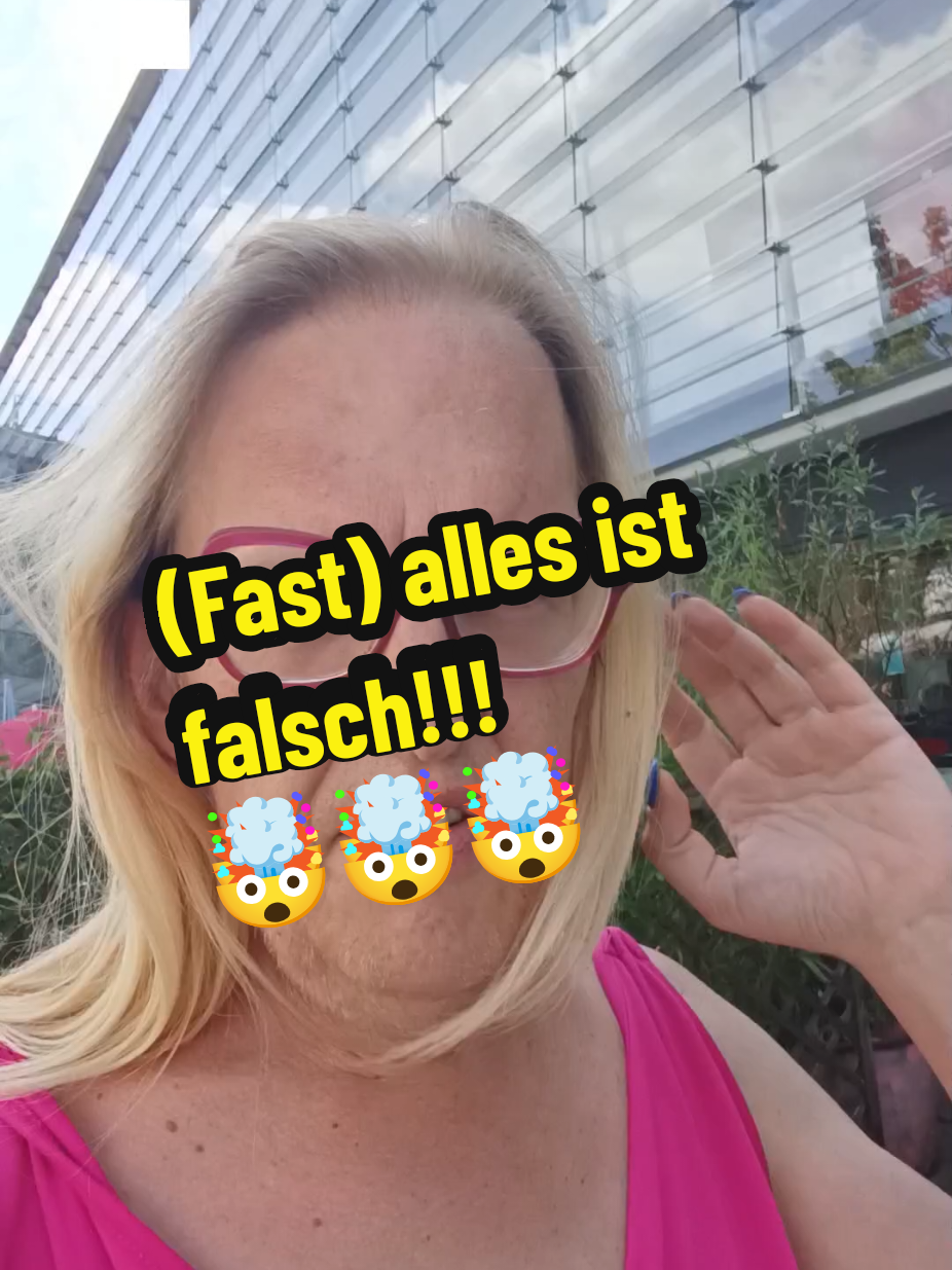 @Angela_Fuxia
